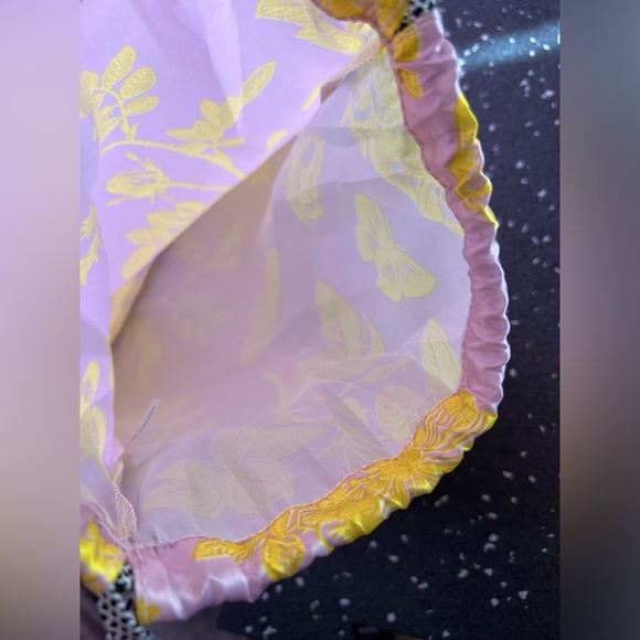 Cinchable Floral Butterfly Bag - Picture 8 of 9